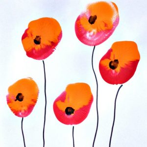 A Fun Craft for Toddlers: Painting Poppy Flowers with Balloons
