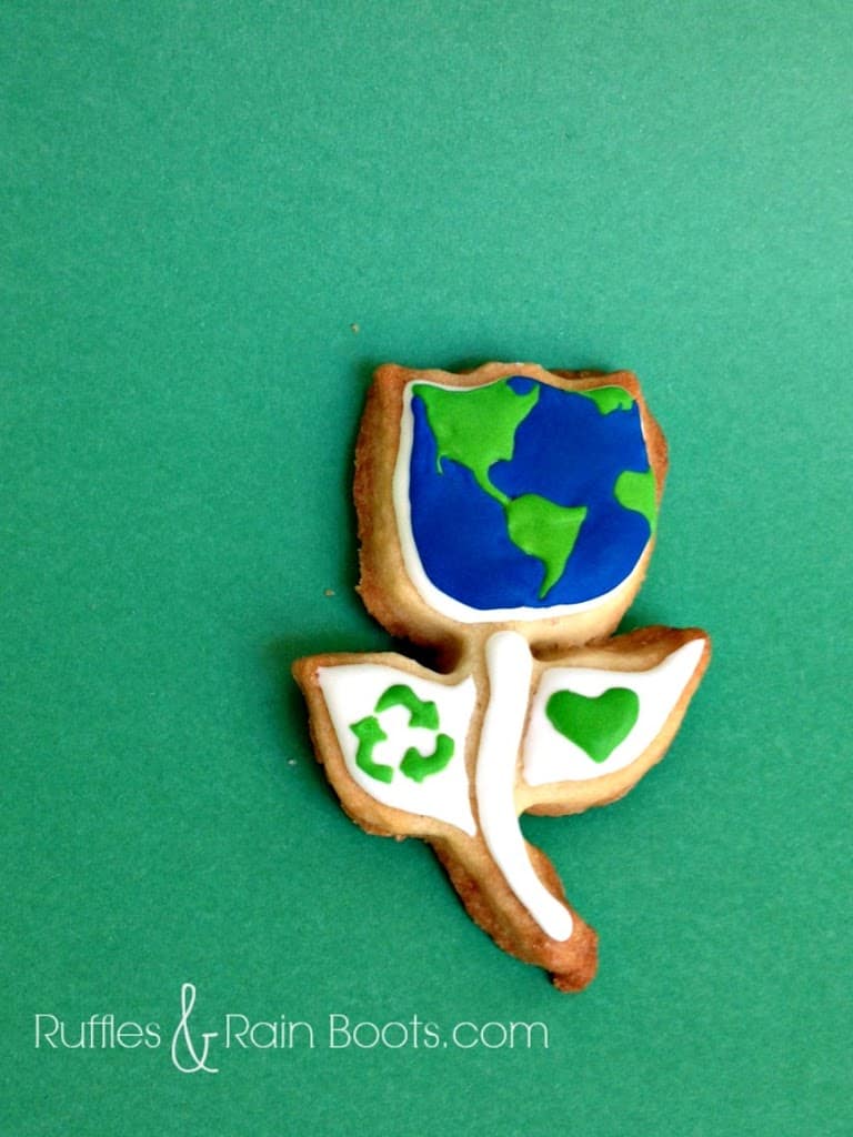 From Ruffles and Rain Boots: decorated Easter sugar cookies, ideas for Easter decorated cookies, Earth Day sugar cookies, decorated Earth Day cookies