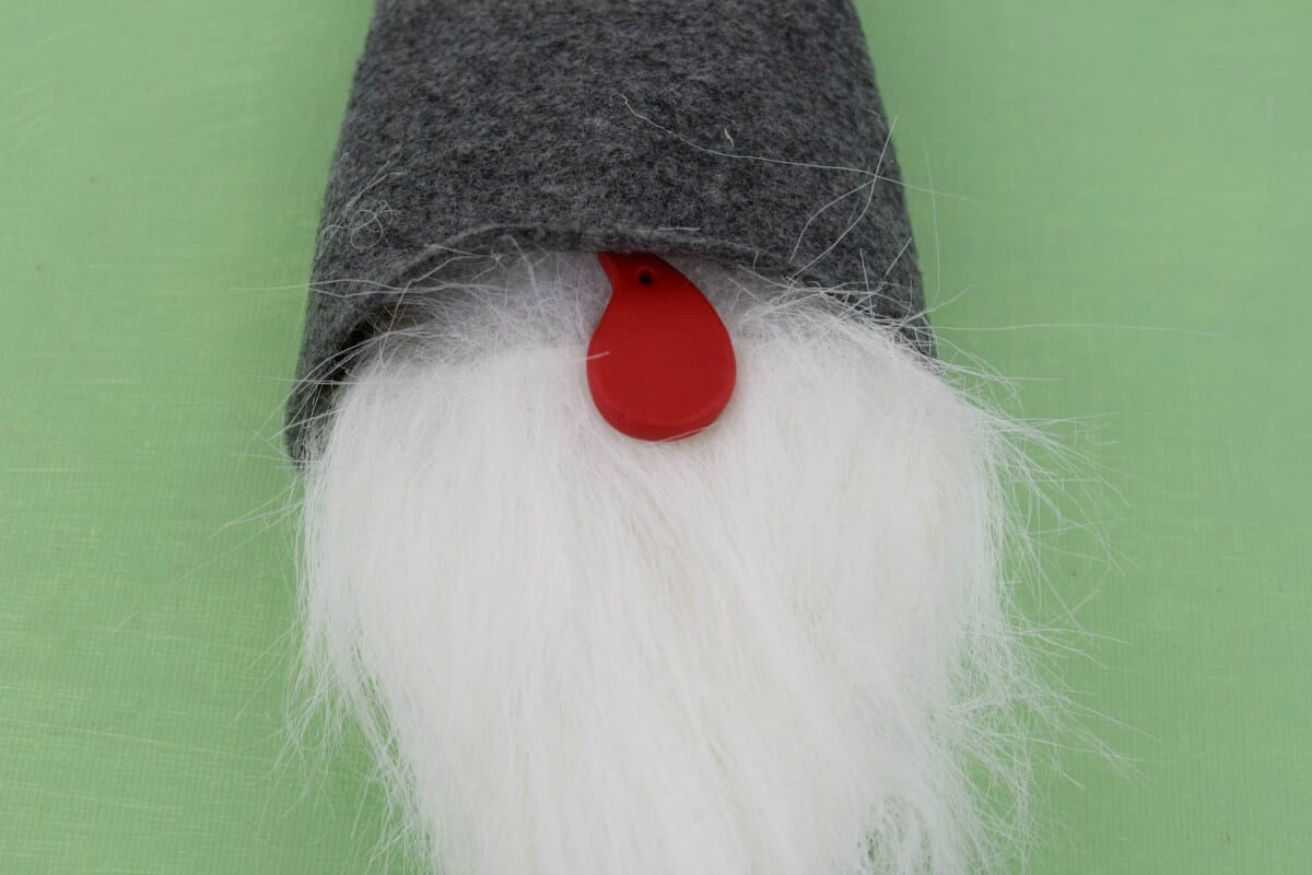 how to make a peek a boo nose for a Scandinavian gnome tomte nisse