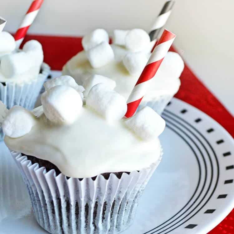 Hot cocoa cupcakes with marshmallow buttercream