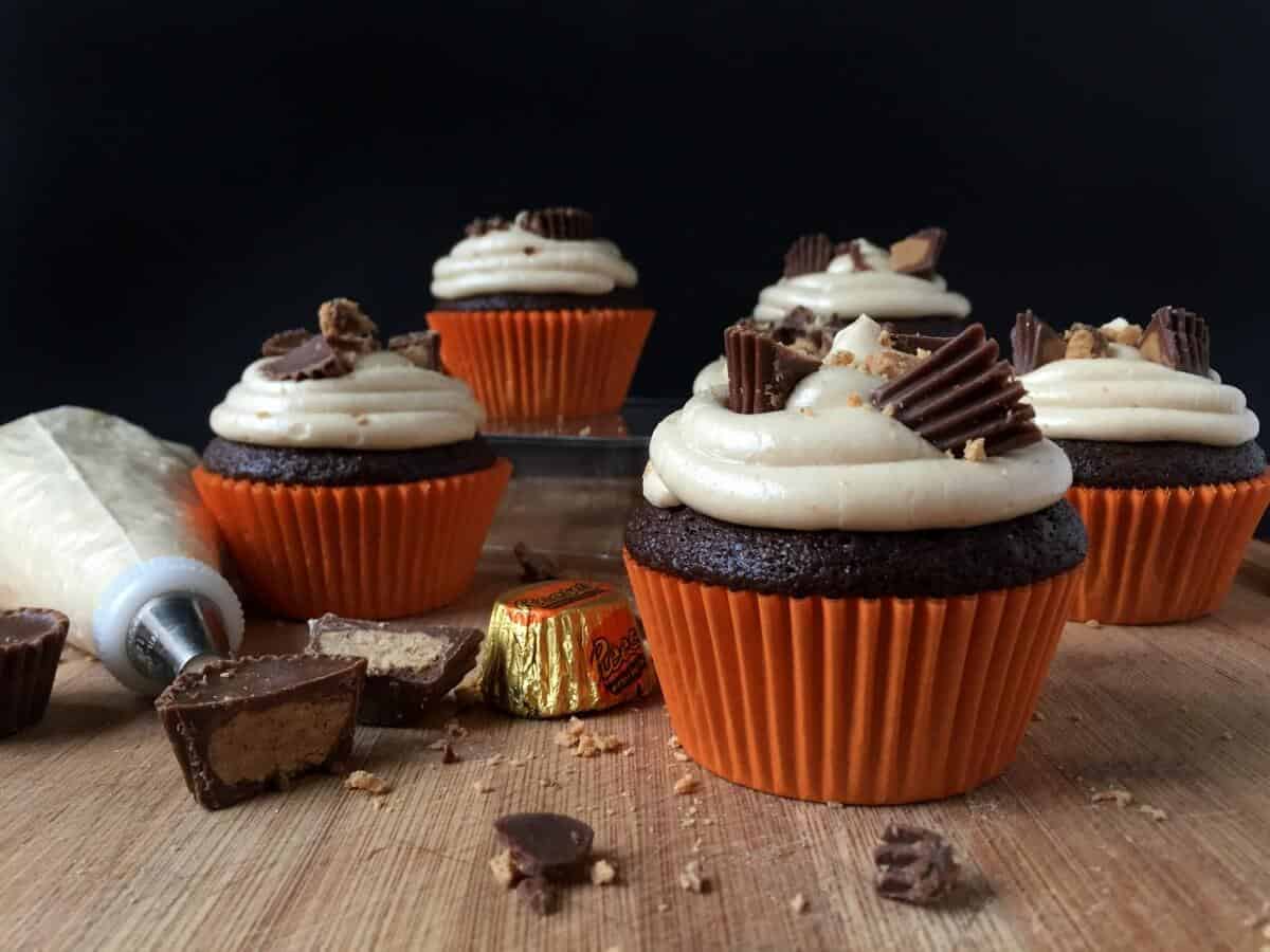The best peanut butter buttercream icing and peanut butter cupcakes