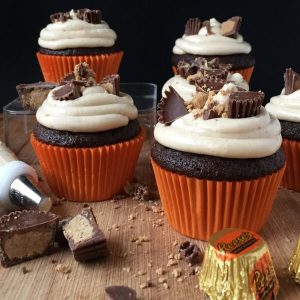 Reese’s Peanut Butter Cupcakes with Peanut Butter Buttercream