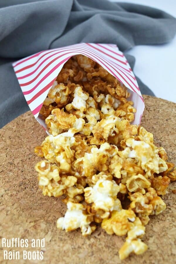Healthy caramel popcorn for a clean take on the corn syrup version. This is an easy recipe and works perfectly for a Harry Potter movie night!