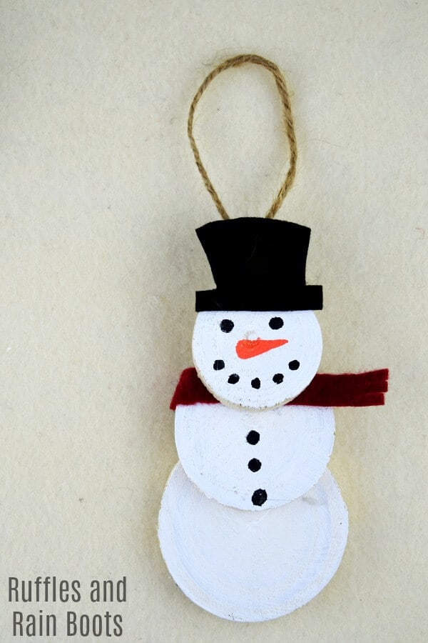 Easy Snowman Ornament for a Fun Holiday Craft