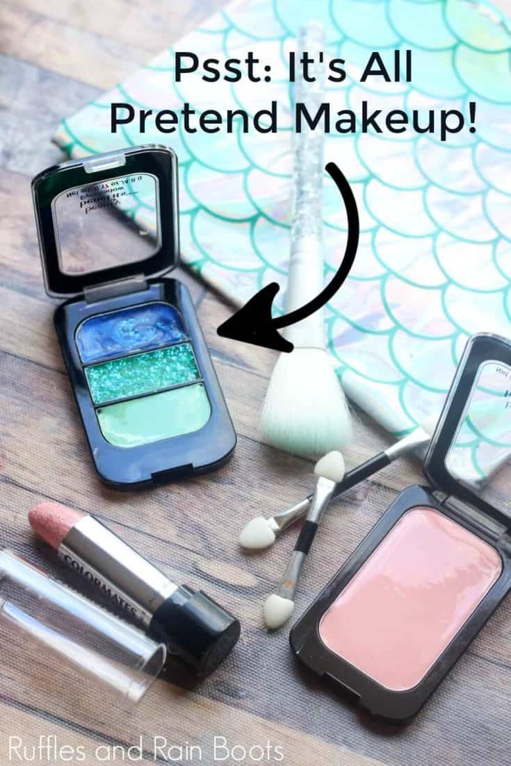 You Can Whip Up This DIY Pretend Makeup Kit in Just Minutes!