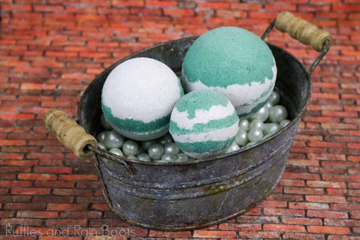 amazing slytherin bath bombs harry potter gift idea in a tin on a brown background