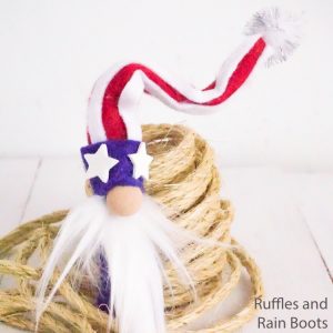 Make this Easy Patriotic Gnome for July 4th