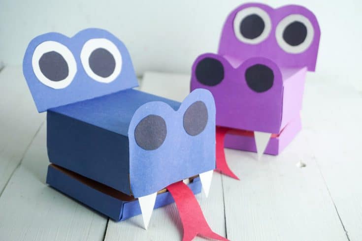 This Easy Paper Dragon Puppet is a Fun Summer Activity