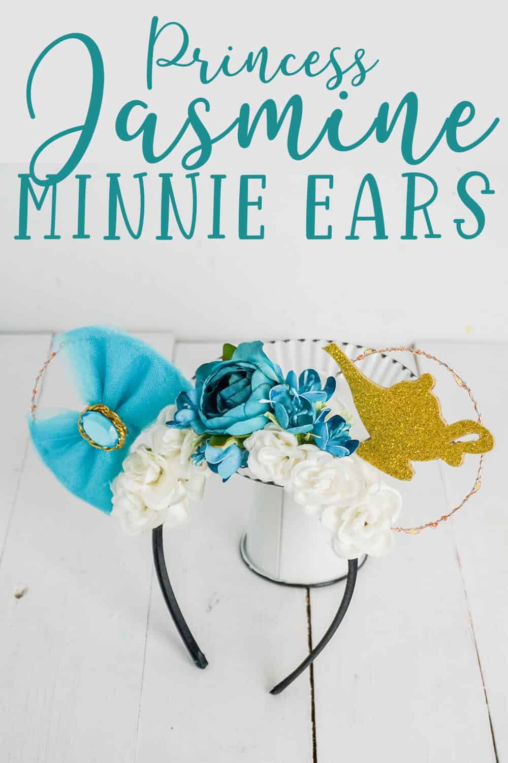 easy diy princess jasmine mickey ears on a white background with text which reads princess jasmine minnie ears