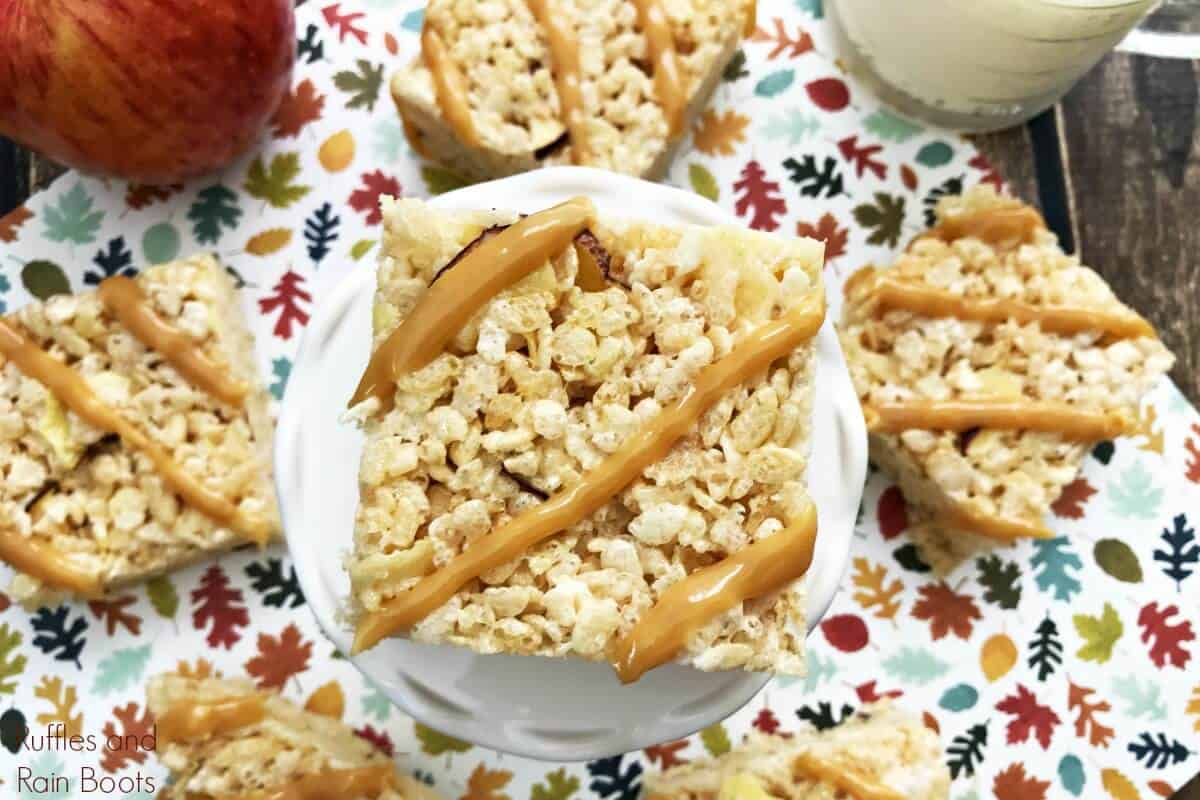 easy caramel apple rice krispies treats, a fun fall snack