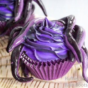 Ursula Cupcakes are Perfect for a Disney Villains Party!