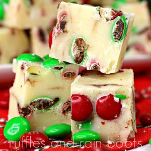 10 Minute Christmas White Chocolate Fudge Recipe