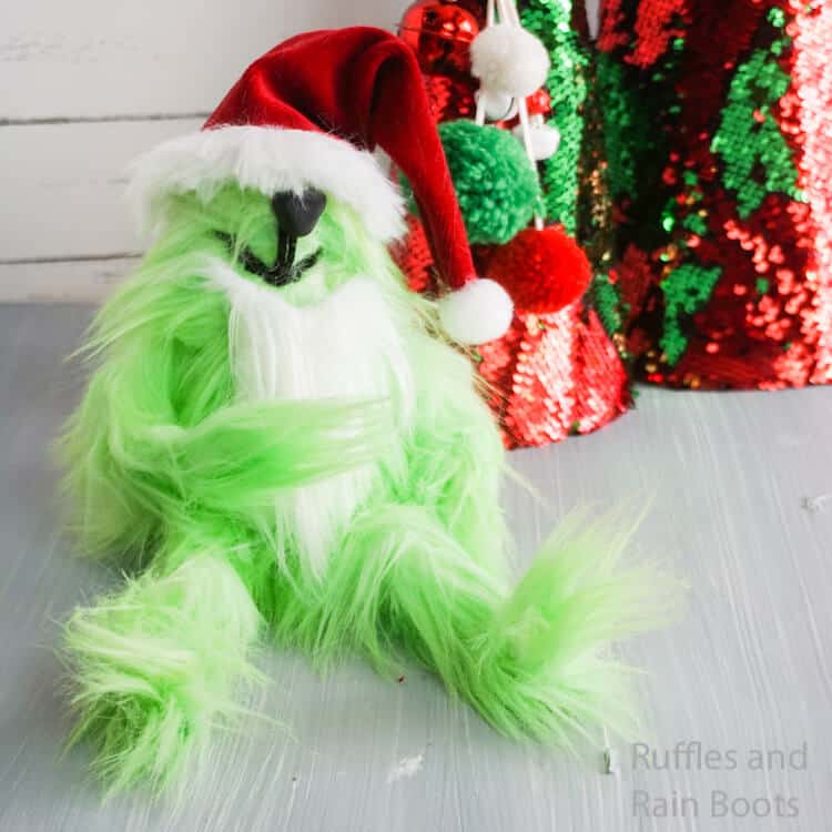 how to make a christmas grinch gnome