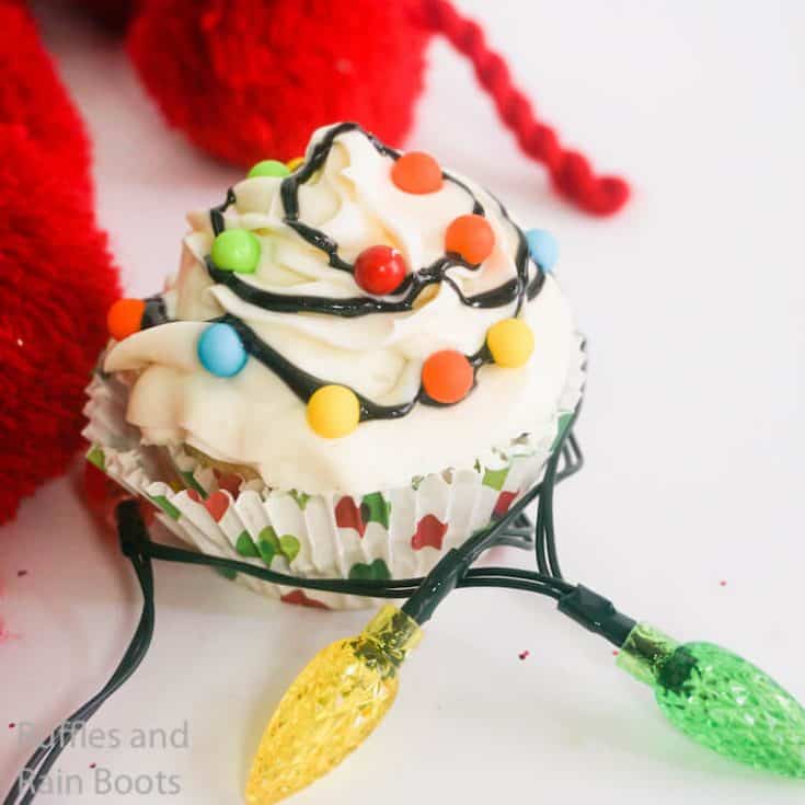 how to make christmas lights cupcakes