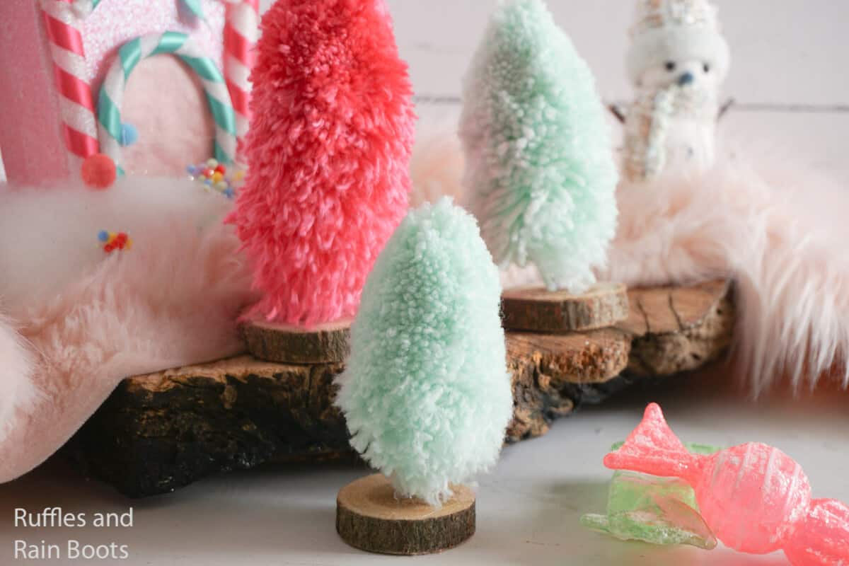how to make yarn christmas trees for the mantle alternative to sisal trees