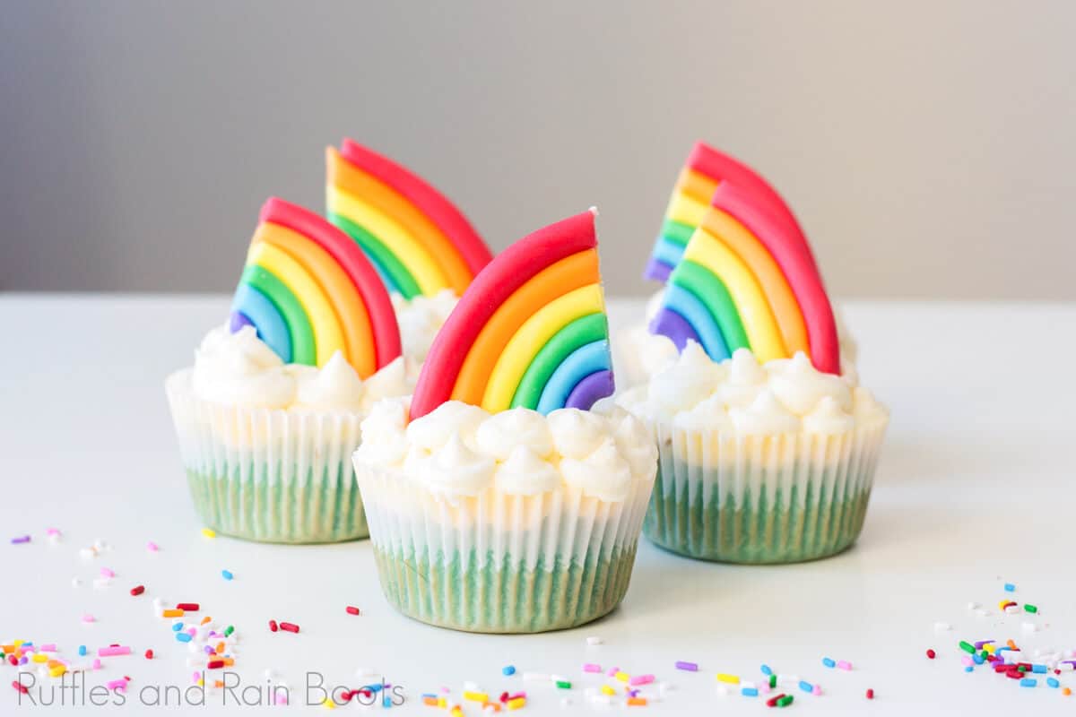 how to make rainbow cupcakes with cloud frosting