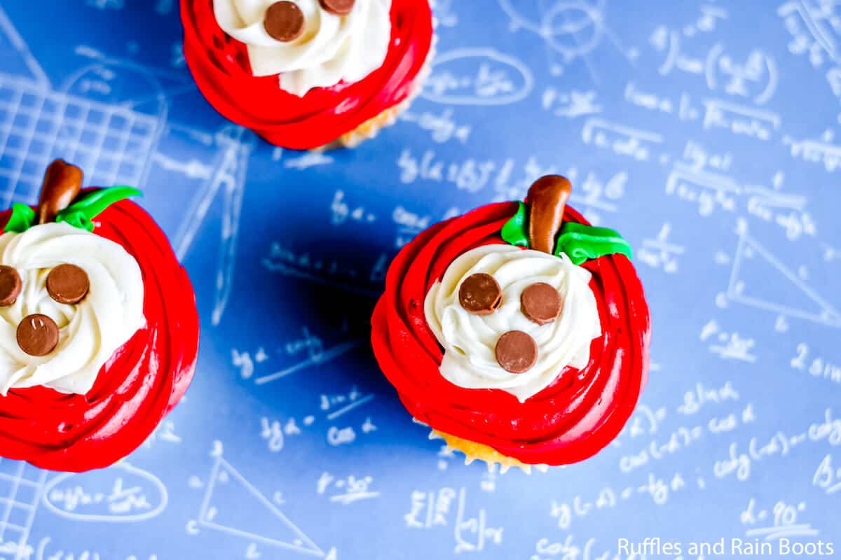 make easy apple slice cupcakes in minutes