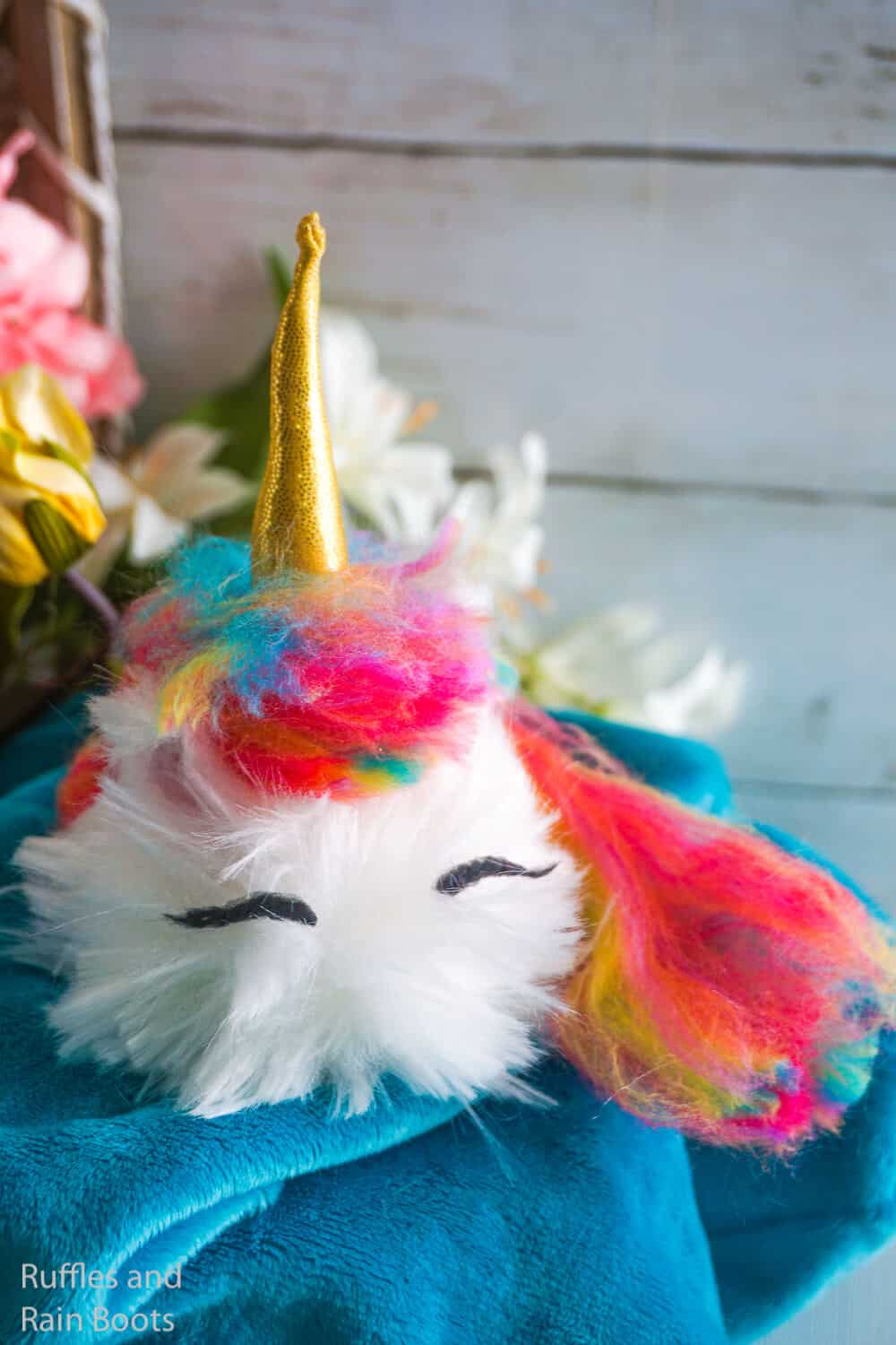 how to make a unicorn pom pom pet