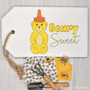 This Sweet Honey Bear SVG Set is Perfect for Summer Crafts!