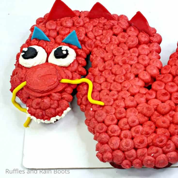 easy dragon cupcake for mulan movie