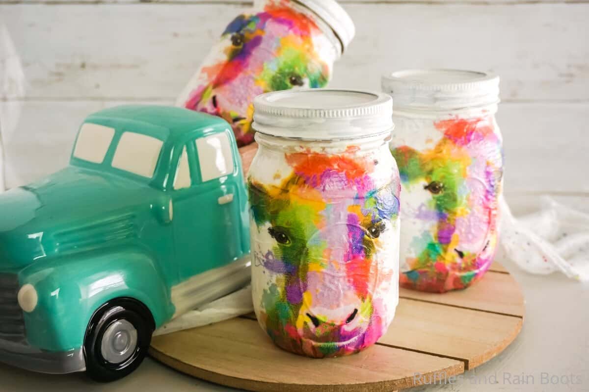 easy farmhouse cow mason jar decorating idea