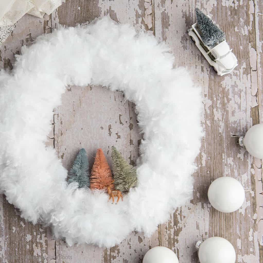 The Easiest and Thriftiest DIY White Wreath - DIY Beautify - Creating  Beauty at Home