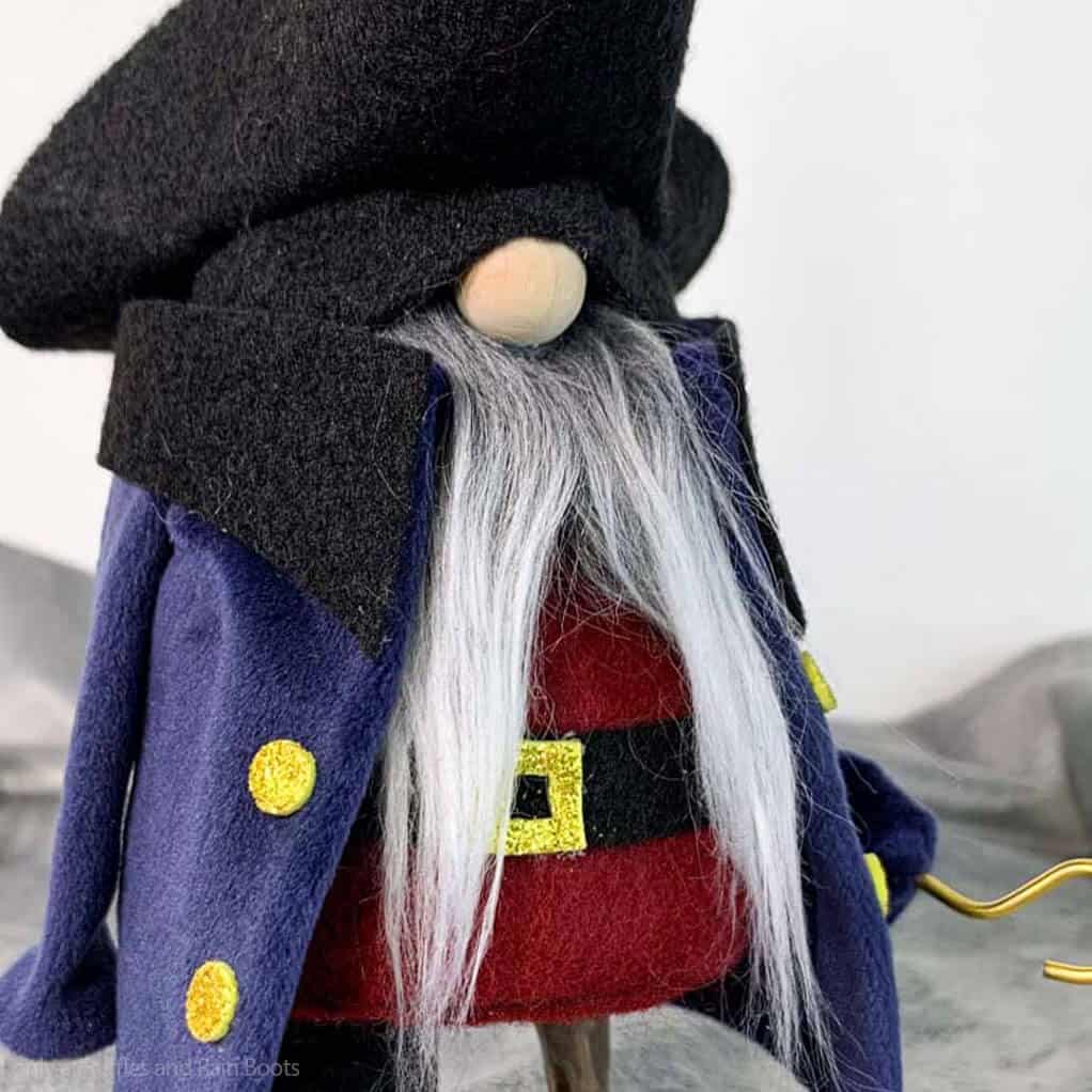 pirate gnome no-sew gnome pattern