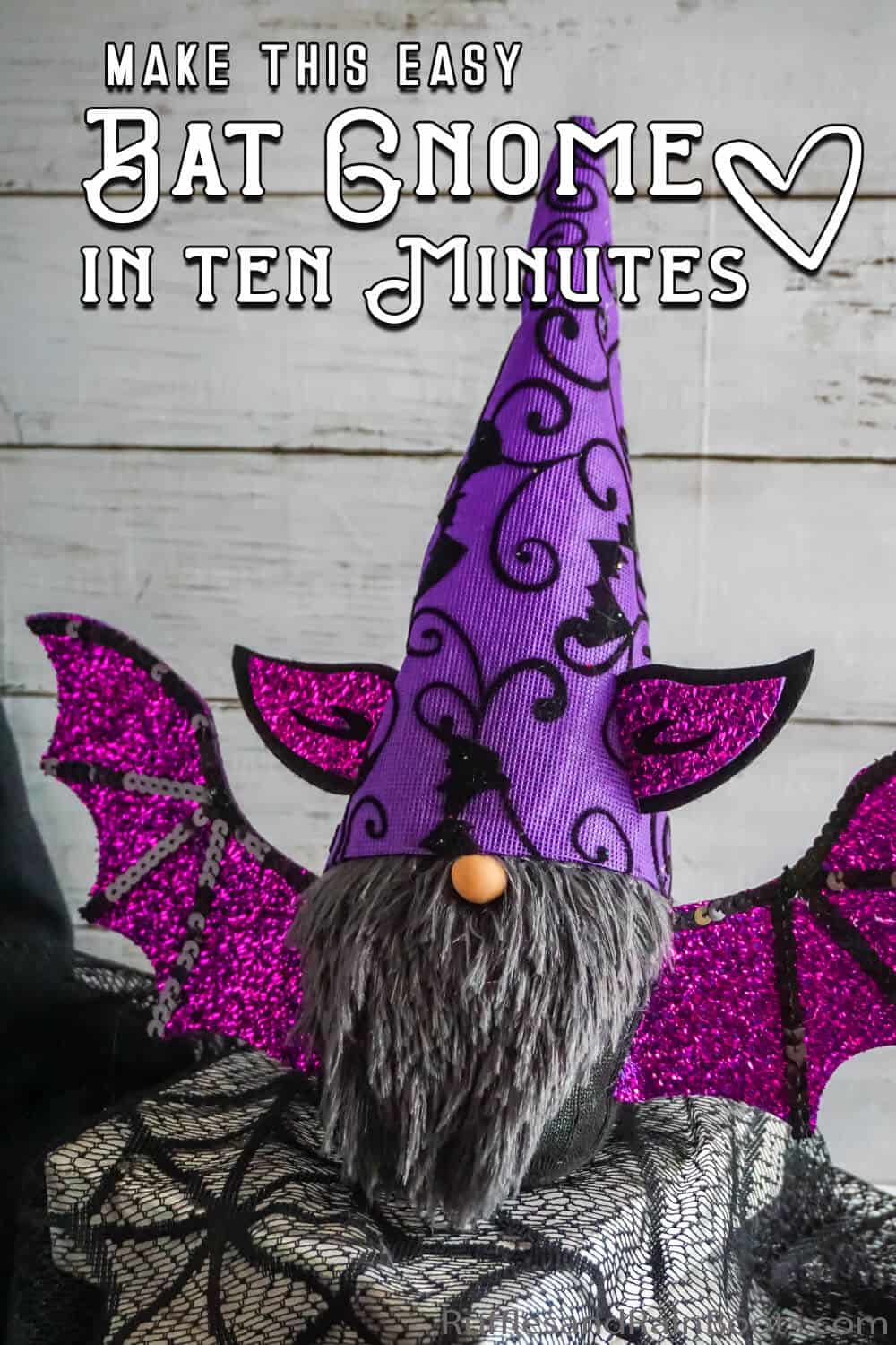 Easy halloween gnome with text which reads make this easy bat gnome in ten minutes.