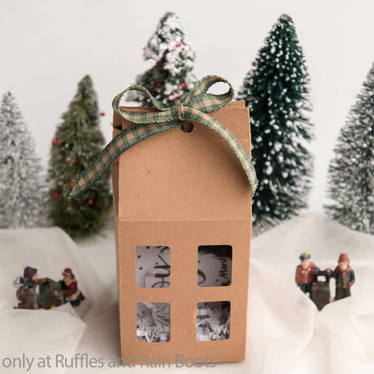 cut file for christmas gift box house