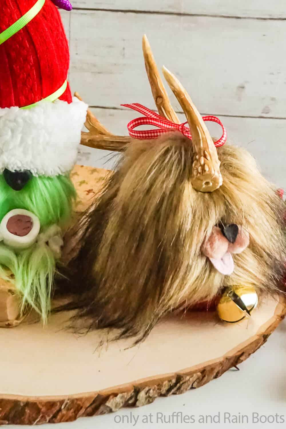 max dog gnome from the grinch movie