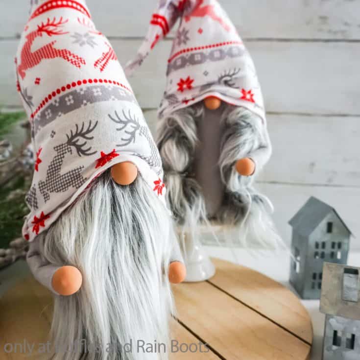 no-sew pattern for christmas gnome