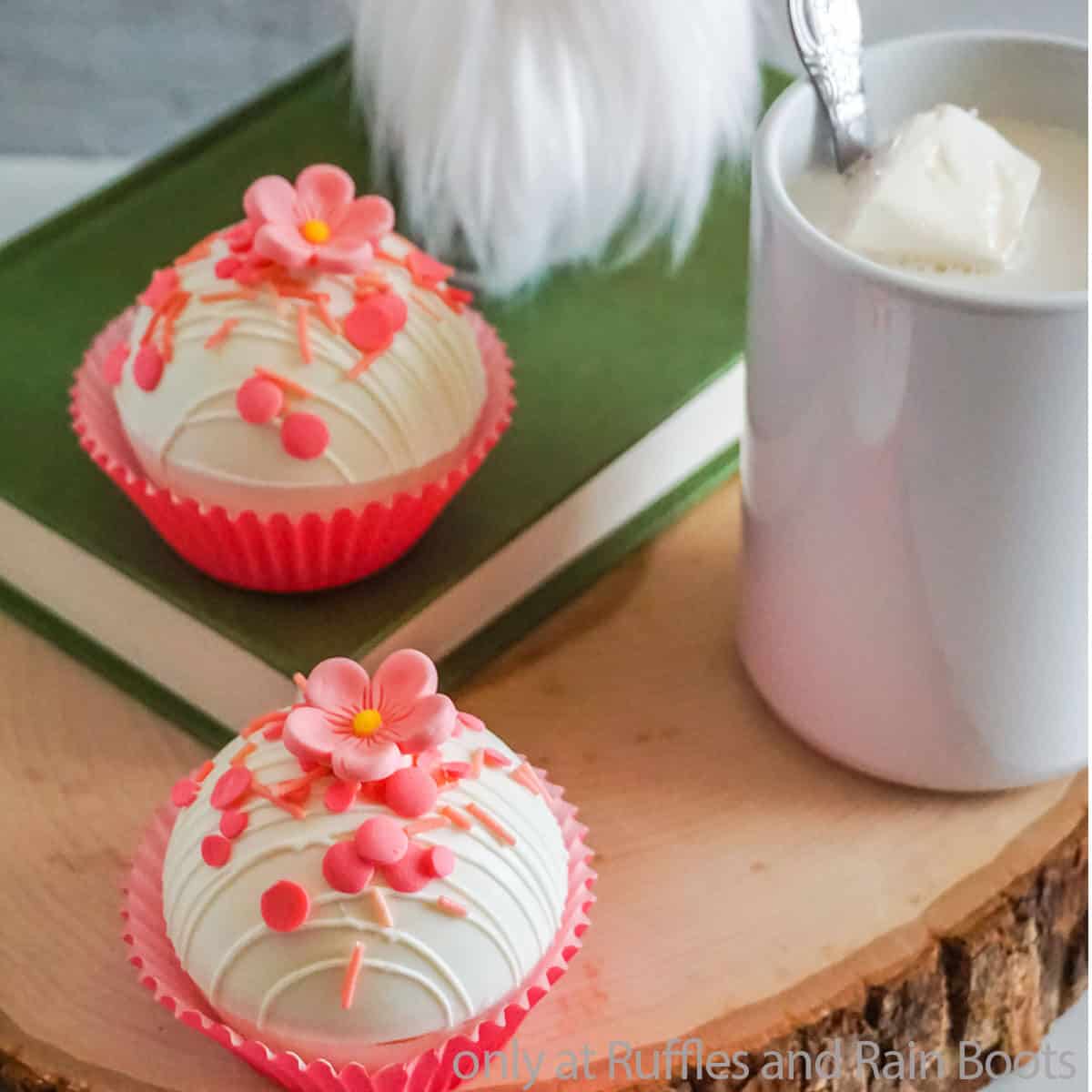 mother's day hot cocoa bombs sugar cookie white chocolate hot cocoa bombs