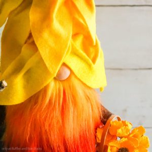 Make This Gorgeous Sunflower Gnome Pattern for Summer in Minutes!