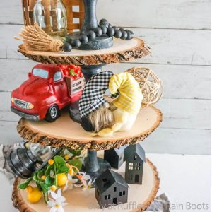 This Wood Round Tiered Tray is a Unique DIY Farmhouse Tiered Tray!
