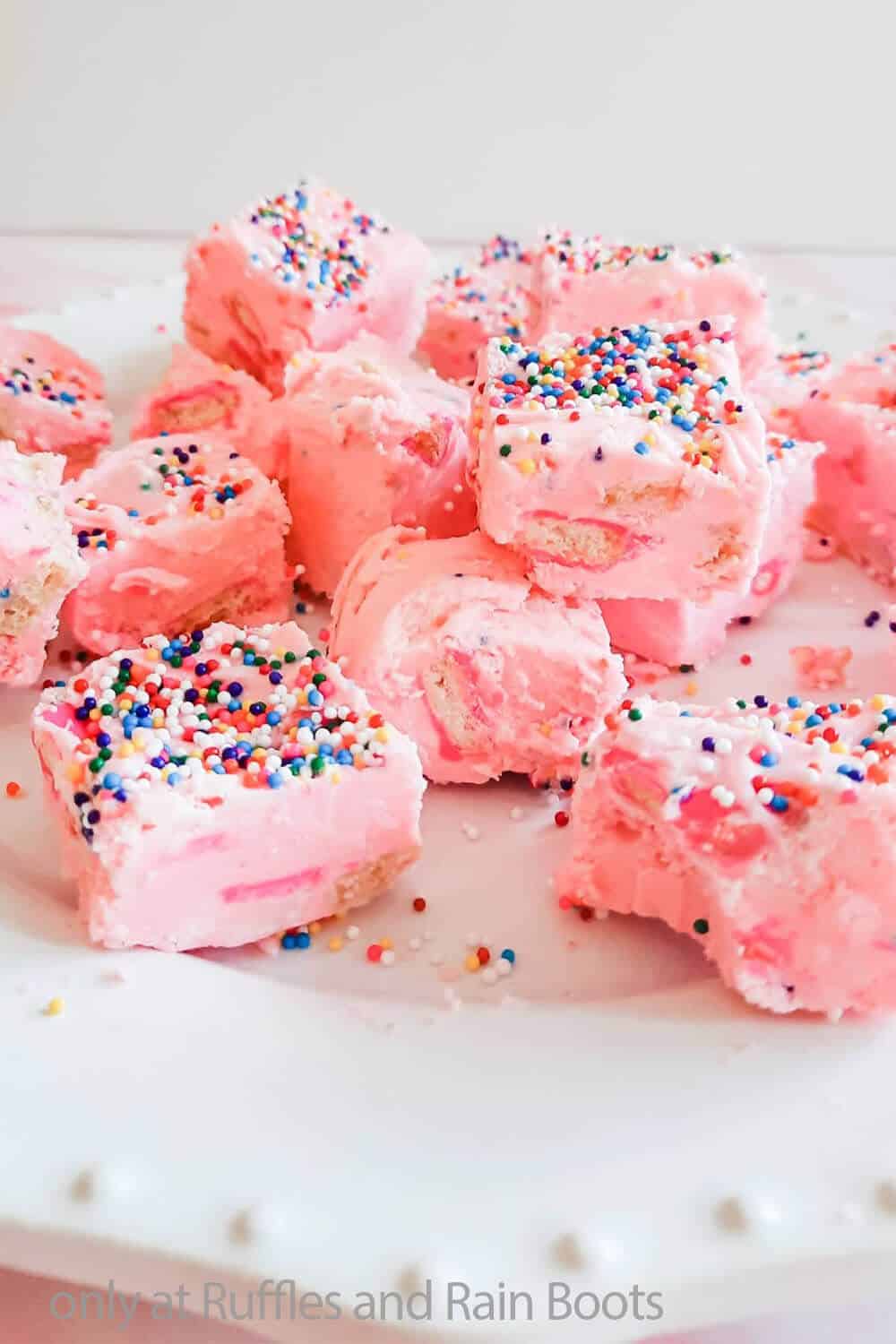 circus animal fudge for a girl party