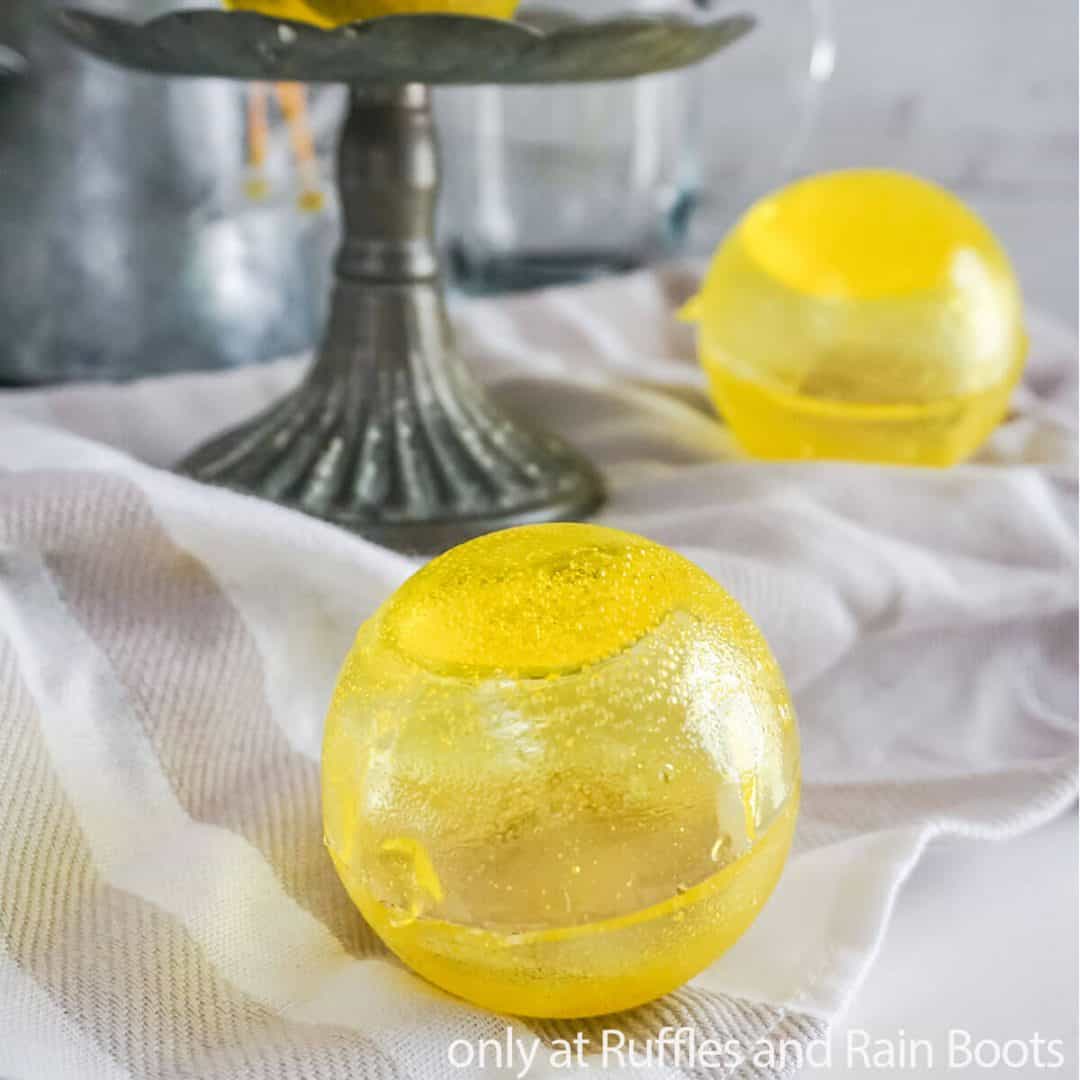 Make Easy Southern Sweet Tea Bombs in a Flash!