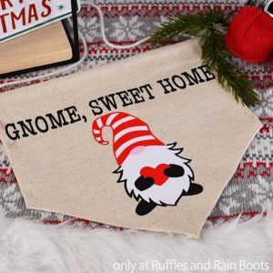 This Drop Cloth Gnome Banner for the Holidays is an Easy Cricut Craft