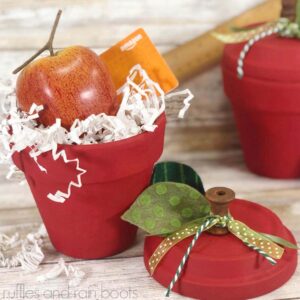 Clay Pot Apple Jar – A Perfect Teacher Gift Idea