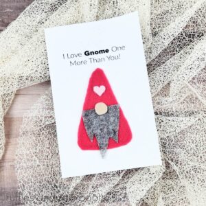 Easy Gnome Valentine’s Day Card